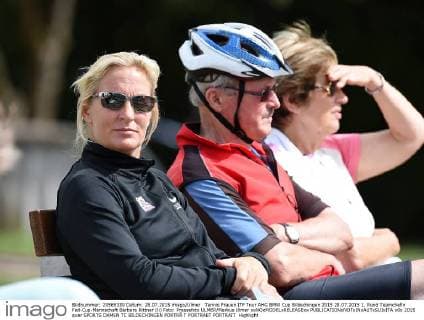 Tennis Frauen ITF Tour AHG BMW Cup Bildechingen 2015 28.07.2015 1. Rund Teamchefin Fed-Cup-Mannschaft Barbara Rittner (li) Foto: Pressefoto ULMER Markus Ulmer xxNOxMODELxRELEASExx 