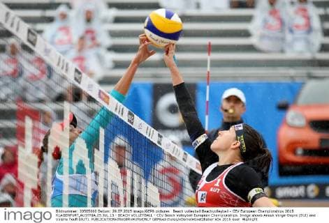 Beach volleyball Beachvolleyball - CEV European Championships 2015 KLAGENFURT,AUSTRIA,29.JUL.15 - BEACH VOLLEYBALL - CEV Beach Volleyball European Championships. Image shows Anouk Verge-Depre (SUI) and Valerie Teufl (AUT). GEPAxpictures xDanielxGoetzhaber