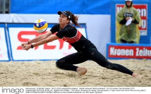 Beach volleyball Beachvolleyball - CEV European Championships 2015 KLAGENFURT,AUSTRIA,29.JUL.15 - BEACH VOLLEYBALL - CEV Beach Volleyball European Championships. Image shows Lena Maria Plesiutschnig (AUT). GEPAxpictures xDanielxGoetzhaber