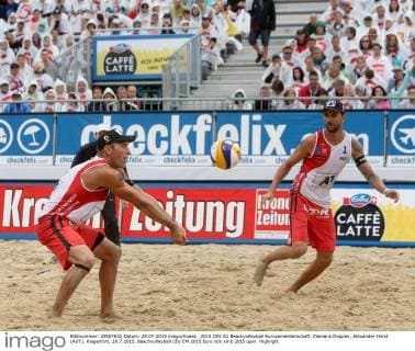 2015 CEV A1 Beachvolleyball Europameisterschaft. Clemens Doppler, Alexander Horst (AUT). Klagenfurt, 29.7.2015.
