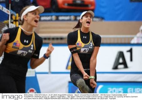 Beach volleyball Beachvolleyball - CEV European Championships 2015 KLAGENFURT,AUSTRIA,29.JUL.15 - BEACH VOLLEYBALL - CEV Beach Volleyball European Championships. Image shows the rejoicing of Nadine Zumkehr and Joana Heidrich (SUI). GEPAxpictures xDanielxGoetzhaber