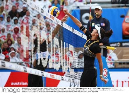 Beach volleyball Beachvolleyball - CEV European Championships 2015 KLAGENFURT,AUSTRIA,29.JUL.15 - BEACH VOLLEYBALL - CEV Beach Volleyball European Championships. Image shows Nadine Strauss (AUT) and Joana Heidrich (SUI). GEPAxpictures xDanielxGoetzhaber