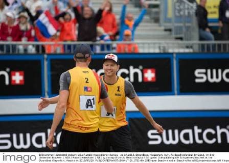 29.07.2015, Strandbad, Klagenfurt, AUT, A1 Beachvolleyball EM 2015, im Bild Alexander Brouwer 1 NED Robert Meeuwsen 2 NED during of the A1 Beachvolleyball European Championship EM Europameisterschaft at the Strandbad Klagenfurt, Austria on 2015 07 29.  EX_STE  