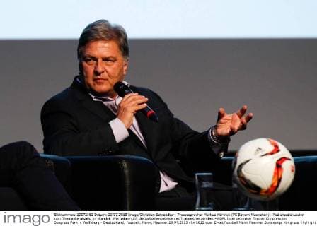 Pressesprecher Markus Hörwick (FC Bayern Muenchen) - Podiumsdiskussion zum Thema Berufsfeld im Wandel: Wie haben sich die Aufgabengebiete des Trainers veraendert - BDFL Internationaler Trainer Kongress im Congress Park in Wolfsburg - Deutschland, Fussball, Mann, Maenner,29.07.2015