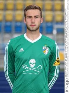 GER, Regionalliga Nordost, FC Carl Zeiss Jena - Mannschaftsfototermin 30.07.15, Jena, Ernst-Abbe-Sportfeld, GER, NOFV, Regionalliga Nordost, Saison 2015 2016, FC Carl Zeiss Jena - Mannschaftsfototermin im Bild: Torwart Stefan Schmidt
