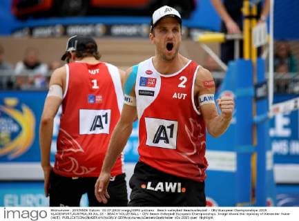 Beach volleyball Beachvolleyball - CEV European Championships 2015 KLAGENFURT,AUSTRIA,30.JUL.15 - BEACH VOLLEYBALL - CEV Beach Volleyball European Championships. Image shows the rejoicing of Alexander Huber (AUT). GEPAxpictures xDanielxGoetzhaber