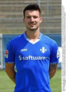 Aktuell Fußball, 1. BL, SV Darmstadt 98 Porträttermin 30.07.2015, xfux, Fussball 1.Bundesliga, SV Darmstadt 98 Porträttermin 2015 2016 emspor, v.l. Jerome Gondorf (SV Darmstadt 98) Portrait