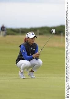 30.07.2015. Turnberry, Scotland. Ricoh Womens British Open Golf round 1. Danielle Kang looks at the lie of the green xLorrainexHillx  ActionPlus11645108