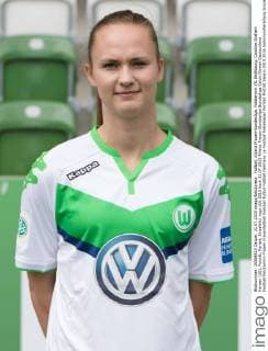 Fußball, Allianz Frauen-Bundesliga, Fototermin VfL Wolfsburg; Caroline Graham Hansen (26), Porträt, Portait, Einzelbild. xtgx