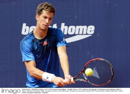Aktuell Tennis, ATP Turnier am Hamburger Rothenbaum Aljaz Bedene (GBR) in Aktion. Bet-At-Home Open 2015, Hamburg, Germany