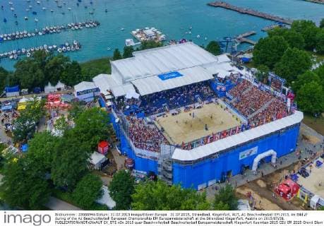 31.07.2015, Strandbad, Klagenfurt, AUT, A1 Beachvolleyball EM 2015, im Bild during of the A1 Beachvolleyball European Championship EM Europameisterschaft at the Strandbad Klagenfurt, Austria on 2015 07 31.  EX_STE  