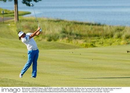 July 31 2015: Pat Perez hits his second shot on hole 15 during the second round of the Quicken Loans National at Robert Trent Jones Golf Course in Gainesville, Virginia. GOLF: JUL 31 PGA Golf Herren - Quicken Loans National - Second Round Icon150731001 EDITORIAL USE ONLY