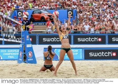 Beach volleyball Beachvolleyball - CEV European Championships 2015 KLAGENFURT,AUSTRIA,01.AUG.15 - BEACH VOLLEYBALL - CEV Beach Volleyball European Championships. Image shows the rejoicing of Laura Ludwig and Kira Walkenhorst (GER right). GEPAxpictures xMaticxKlansek