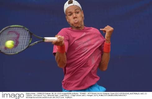 TENNIS - ATP Tennis Herren Generali Open 2015 KITZBUEHEL,AUSTRIA,01.AUG.15 - TENNIS - ATP World Tour, Generali Open, qualification. Image shows Lenny Hampel (AUT). GEPAxpictures xHansxOsterauer