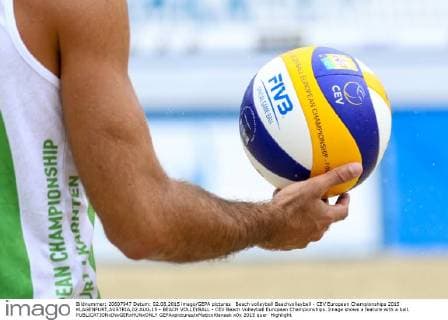 Beach volleyball Beachvolleyball - CEV European Championships 2015 KLAGENFURT,AUSTRIA,02.AUG.15 - BEACH VOLLEYBALL - CEV Beach Volleyball European Championships. Image shows a feature with a ball. GEPAxpictures xMaticxKlansek