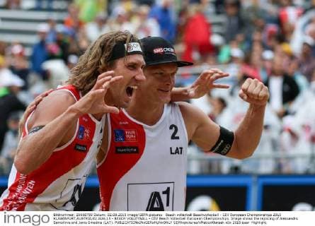 Beach volleyball Beachvolleyball - CEV European Championships 2015 KLAGENFURT,AUSTRIA,02.AUG.15 - BEACH VOLLEYBALL - CEV Beach Volleyball European Championships. Image shows the rejoicing of Aleksandrs Samoilovs and Janis Smedins (LAT). GEPAxpictures xMaticxKlansek