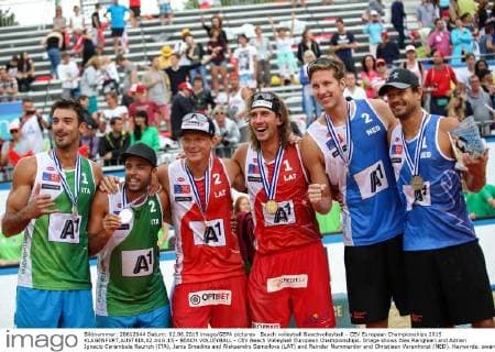 Beach volleyball Beachvolleyball - CEV European Championships 2015 KLAGENFURT,AUSTRIA,02.AUG.15 - BEACH VOLLEYBALL - CEV Beach Volleyball European Championships. Image shows Alex Ranghieri and Adrian Ignacio Carambula Raurich (ITA), Janis Smedins and Aleksandrs Samoilovs (LAT) and Reinder Nummerdor and Christiaan Varenhorst (NED). Keywords: award ceremony, medal. GEPAxpictures xMaticxKlansek