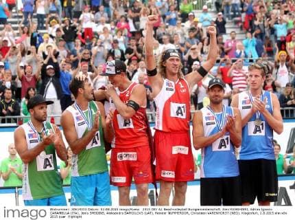 2015 CEV A1 Beachvolleyball Europameisterschaft. Alex RANGHIERI, Adrian Ignacio CARAMBULA (ITA), Janis SMEDINS, Aleksandrs SAMOILOVS (LAT), Reinder NUMMERDOR, Christiaan VARENHORST (NED). Klagenfurt, 2.8.2015