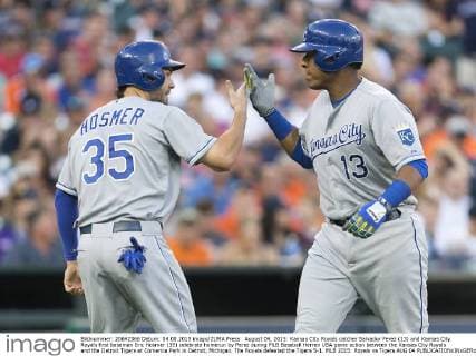 August 04, 2015: Kansas City Royals catcher Salvador Perez (13) and Kansas City Royals first baseman Eric Hosmer (35) celebrate homerun by Perez during MLB Baseball Herren USA game action between the Kansas City Royals and the Detroit Tigers at Comerica Park in Detroit, Michigan. The Royals defeated the Tigers 5-1. MLB 2015: Royals vs Tigers AUG 04 - ZUMAc04_
