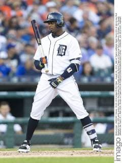 August 04, 2015: Detroit Tigers outfielder Rajai Davis (20) at bat during MLB Baseball Herren USA game action between the Kansas City Royals and the Detroit Tigers at Comerica Park in Detroit, Michigan. The Royals defeated the Tigers 5-1. MLB 2015: Royals vs Tigers AUG 04 - ZUMAc04_