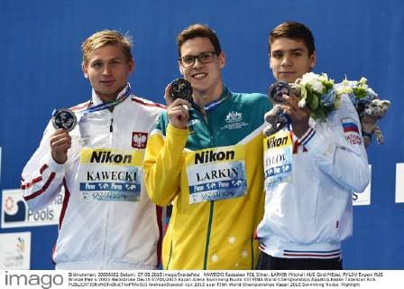 KAWECKI Radoslaw POL Silver, LARKIN Mitchell AUS Gold MEdal, RYLOV Evgeni RUS Bronze Men s 200m Backstroke Day15 07 08 2015 Kazan Arena Swimming Nuoto XVI FINA World Championships Aquatics Kazan Tatarstan RUS AndreaxStaccioli