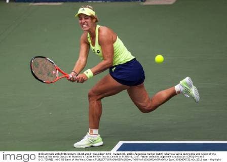 August 06, 2015: Angelique Kerber (GER) returns a serve during the 2nd round of the Bank of the West Classic at Stanford s Taube Family Tennis Center in Stanford, Calif. Ferber defeated opponent Ana Konjuh (CRO) 6-4 and 6-3. TENNIS: AUG 06 Bank of the West Classic Icon15080600732 EDITORIAL USE ONLY