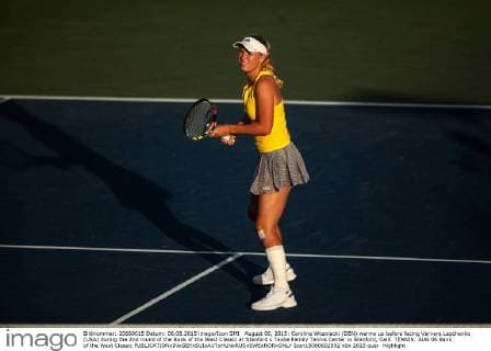 August 06, 2015: Caroline Wozniacki (DEN) warms up before facing Varvara Lepchenko (USA) during the 2nd round of the Bank of the West Classic at Stanford s Taube Family Tennis Center in Stanford, Calif. TENNIS: AUG 06 Bank of the West Classic Icon15080602992 EDITORIAL USE ONLY