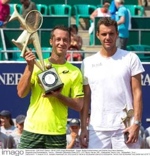 Sieger Philipp Kohlschreiber und Finalist Paul-Henri Mathieu, Siegerehrung,Praesentation, Tennis - Generali-Kitzbuehel-Open2015 - ATP Tennis Herren 250 - Kitzbuehler Tennis Club - Kitzbuehel - Tirol - Oesterreich - 8 August 2015. Juergen Hasenkopf