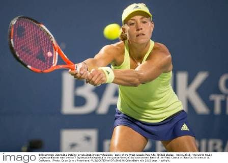 Bank of the West Classic Palo Alto, United States - 08 07 2015: The world No.14 Angelique Kerber won the No.7 Agnieszka Radwanska in the quarterfinals of the tournament Bank of the West Classic at Stanford University in California. (Photo: Celso Bayo FotoArena)  CelsoxBayo
