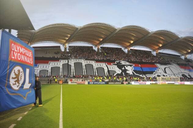 Olympique Lyon Fans im Stade Gerland - Ligue 1 - 09 08 2015 FEP 