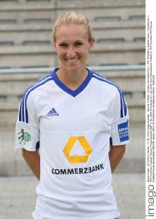 Aktuell Fußball, Damen, Porträttermin 1. FFC Frankfurt Jenista Clark - Fototermin 1. FFC Frankfurt