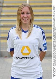 Aktuell Fußball, Damen, Porträttermin 1. FFC Frankfurt Marith Prießen - Fototermin 1. FFC Frankfurt