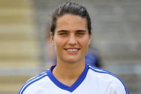 Dzsenifer Marozsan (Frankfurt, 10), Porträt, Portrait, Fussball, Allianz Frauen-Bundesliga, Fototermin 1. FFC Frankfurt, xozx