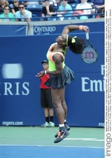 Aug. 11, 2015 - Toronto - August 11, 2015 - Toronto, Ontario, Canada - Serena Williams of the United States in action (against Flavia Pennetta of Italy) during the 2nd round of the women s singles match at the 2015 Rogers Cup in Toronto, Canada. Tennis 2015 : Rogers Cup - Toronto - ZUMAm115