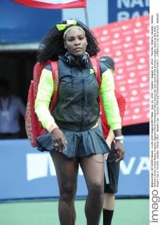Aug. 11, 2015 - Toronto - August 11, 2015 - Toronto, Ontario, Canada - Serena Williams of the United States in action (against Flavia Pennetta of Italy) during the 2nd round of the women s singles match at the 2015 Rogers Cup in Toronto, Canada. Tennis 2015 : Rogers Cup - Toronto - ZUMAm115