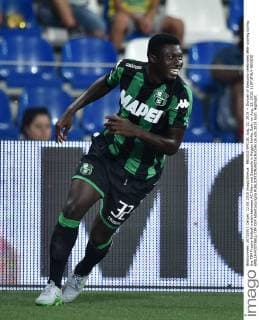 REGGIO EMILIA, Aug. 12, 2015 -- Duncan of Sassuolo celebrates after scoring during the TIM Trophy football match between AC Milan and Sassuolo in Reggio Emilia, Italy, on Aug. 12, 2015. ) (SP)ITALY-REGGIO EMILIA-FOOTBALL-TIM CUP AlbertoxLingria 