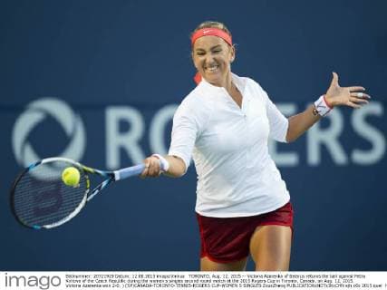 TORONTO, Aug. 12, 2015 -- Victoria Azarenka of Belarus returns the ball against Petra Kvitova of the Czech Republic during the women s singles second round match at the 2015 Rogers Cup in Toronto, Canada, on Aug. 12, 2015. Victoria Azarenka won 2-0. ) (SP)CANADA-TORONTO-TENNIS-ROGERS CUP-WOMEN S SINGLES ZouxZheng 