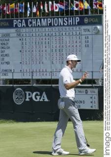 Aug. 13, 2015 - Haven, WI, USA - Dustin Johnson acknowledges the crowd on the 9th green after finishing the first round of the PGA Golf Herren Championship at Whistling Straits in Haven, Wis., on Thursday, August 13, 2015. PGA Championship, first round - ZUMAm67_