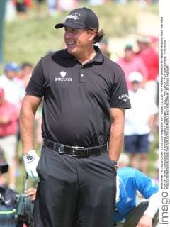August 13, 2015: Phil Mickelson smiles on the second tee during round one of the PGA Golf Herren Championship at Whistling Straits in Sheboygan, WI. GOLF: AUG 13 PGA - PGA Championship - First Round Icon150813006 EDITORIAL USE ONLY