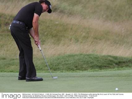 August 13, 2015: Phil Mickelson putts during the first round of the PGA Golf Herren Championship at Whistling Straits in Sheboygan, WI. GOLF: AUG 13 PGA - PGA Championship - First Round Icon150813022 EDITORIAL USE ONLY