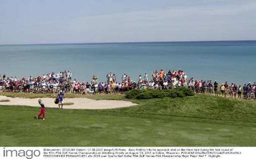 Rory McIlroy hits his approach shot on the third hole during the first round of the 97th PGA Golf Herren Championship at Whistling Straits on August 13, 2015 in Kohler, Wisconsin.  FPX2015081308 FRANKxPOLICH