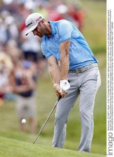 Dustin Johnson hits his approach shot on the 10th hole during the second round of the 97th PGA Golf Herren Championship at Whistling Straits on August 14, 2015 in Kohler, Wisconsin.  FPX2015081416 FRANKxPOLICH