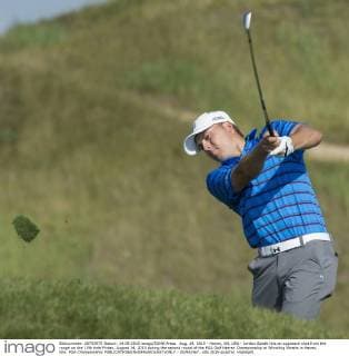 Aug. 14, 2015 - Haven, WI, USA - Jordan Spieth hits an approach shot from the rough on the 15th hole Friday, August 14, 2015 during the second round of the PGA Golf Herren Championship at Whistling Straits in Haven, Wis. PGA Championship - ZUMAm67_