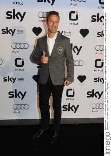 Peter Gagelmann Sky Bundesliga Auftakt im Heart Fußball Bundesliga Spiel München 14. August 2015