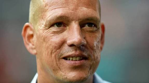 14.08.2015, xmwx, Fussball 1.Bundesliga, FC Bayern Muenchen - Hamburger SV, v.l. Christian Ziege während eines TV Interviews vor Spielbeginn