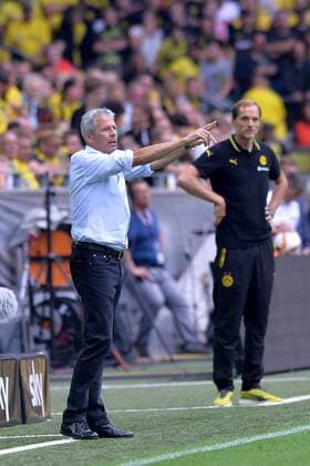 Fußball 1. Bundesliga 1. Spieltag Borussia Dortmund - Borussia Mönchengladbach am 15.08.2015 im Signal Iduna Park in Dortmund Lucien Favre ( Trainer Mönchengladbach ), links - Thomas Tuchel ( Trainer Dortmund ), rechts xJKx
