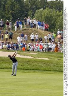 Jason Day hits his second shot to the first hole during the final round of the 97th PGA Golf Herren Championship at Whistling Straits on August 16, 2015 in Kohler, Wisconsin.  FPX2015081601 FRANKxPOLICH