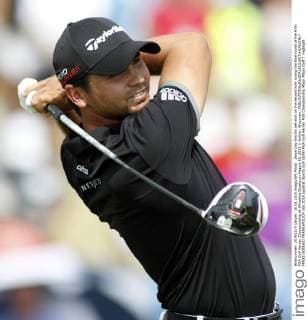 Jason Day hits his tee shot on the second hole during the final round of the 97th PGA Golf Herren Championship at Whistling Straits on August 16, 2015 in Kohler, Wisconsin.  FPX2015081602 FRANKxPOLICH