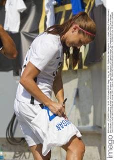 Aug. 16, 2015 - Pittsburgh, Pennsylvania, U.S - United States of America forward Alex Morgan (13) autographing a fans t-shirt after the game. Team USA begins it s 10 game Victory Tour against fellow World Cup contender Costa Rica at Heinz Field in Pittsburgh. Soccer 2015 - USA vs CRC - ZUMAk108