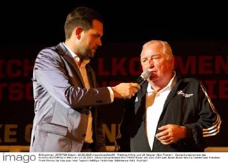Matthias Killing und Ulli Wegner (Box-Trainer) - Deutschlandpremiere des Kinofilm SOUTHPAW in Berlin am 16.08.2015. Deutschlandpremiere SOUTHPAW